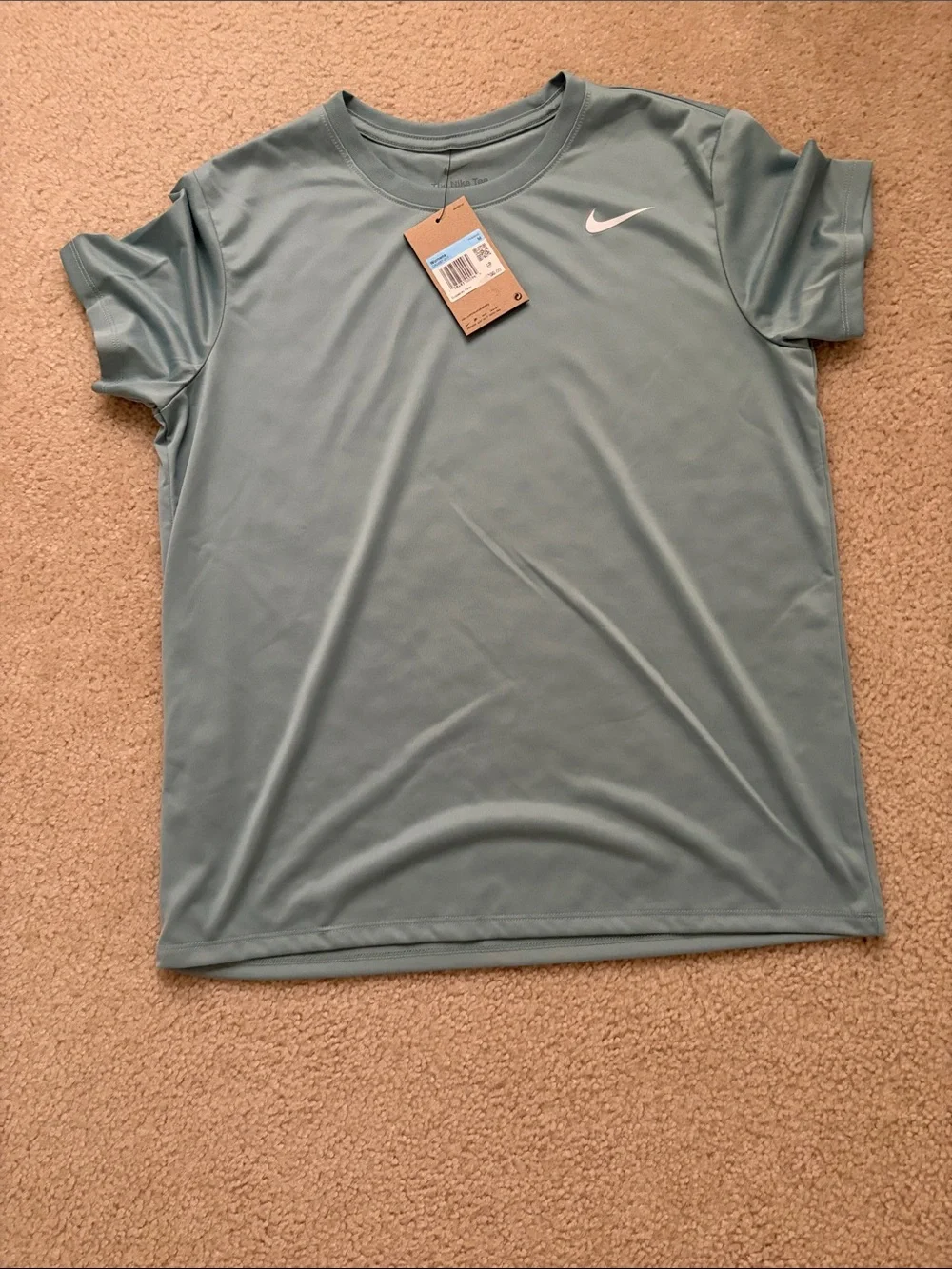 Nike Wowen's Performance Tee with White Swoosh M